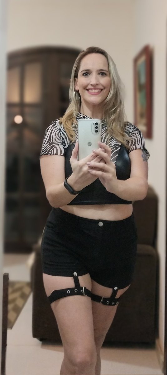 nataliarocha's tweet photo. ¿Lista para ver a @Wiplash_oficial ganar su primer Grammy? ¡Lista! #Wiplashenloslatingrammys
#Mejoralbumderock
#RPDF
#Wiplasher https://t.co/tljeFvFAC6