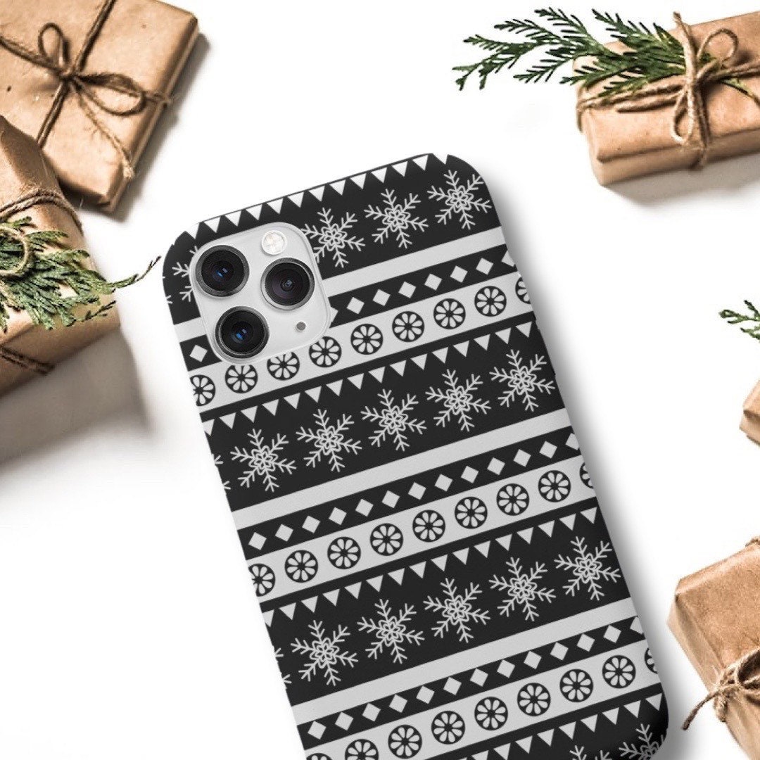Totesi3's tweet image. Black White Winter Tough Case -  Phone Case Aesthetic - Xmas gift  - iPhone 11, 12, 13, - Google Pixel  - Samsung tuppu.net/3c3f22bd #Etsy #TotesiDesign #GooglePixelCase