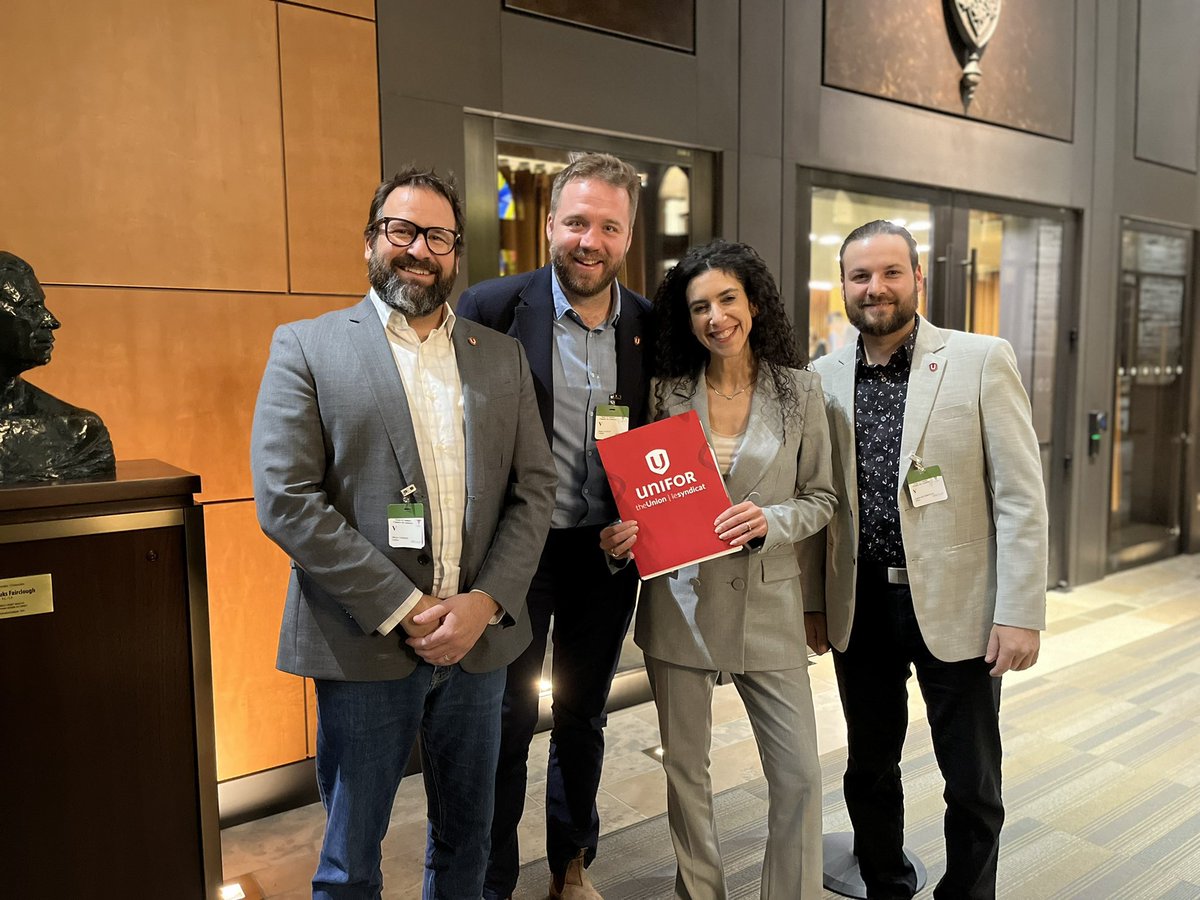 Merci <a href="/RachelBendayan/">Rachel Bendayan</a> d’avoir pris le temps de discuter des priorités d’#unifor avec la délégation du Québec.  #cdnpoli #canlab