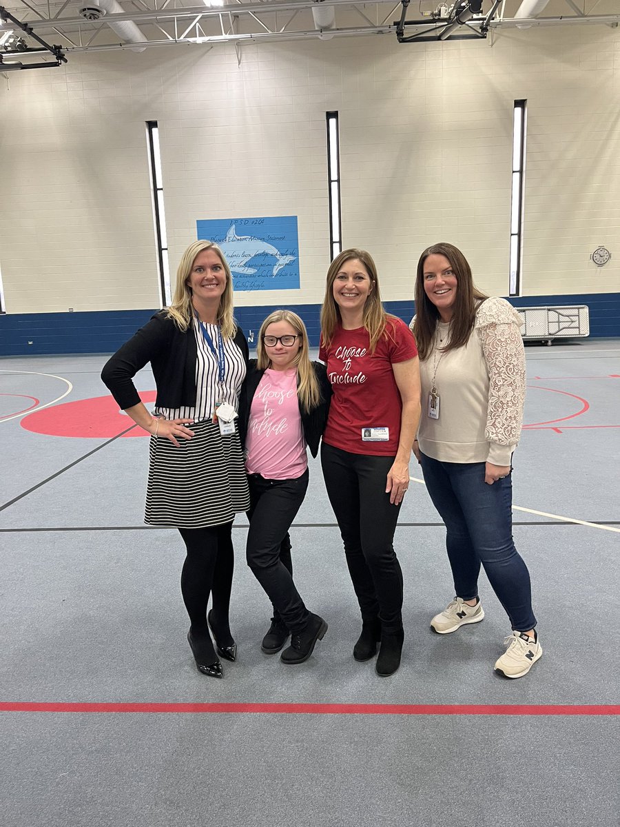 Thank you to <a href="/NancyYoungPride/">Nancy Young</a> and <a href="/ErinRodriguez27/">Erin Rodriguez</a> for inviting us to speak to your students about #disabilities and the importance of understanding and acceptance. The kids had such great questions! #ChooseToInclude <a href="/ipsd204/">Indian Prairie 204</a>