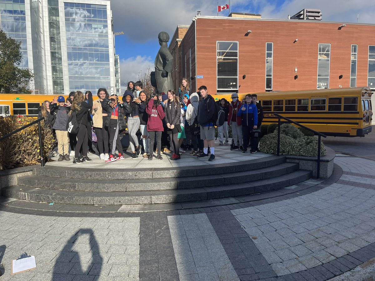 Coles_Math's tweet photo. Our 7s had an amazing time at the Discovery centre today!! 
@EllenvaleJrHigh https://t.co/vhgzjgbb2O