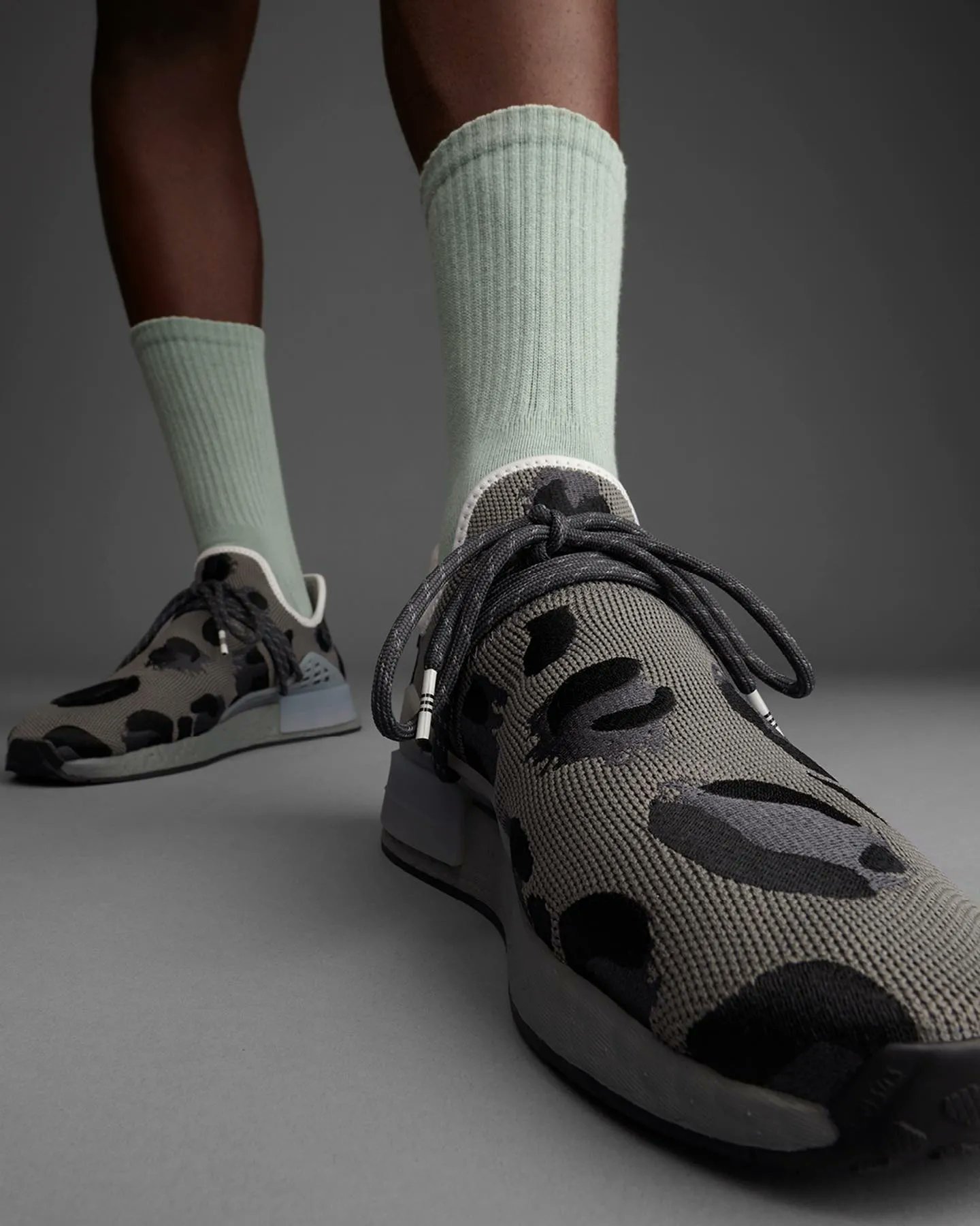 Adidas pod deals pharrell