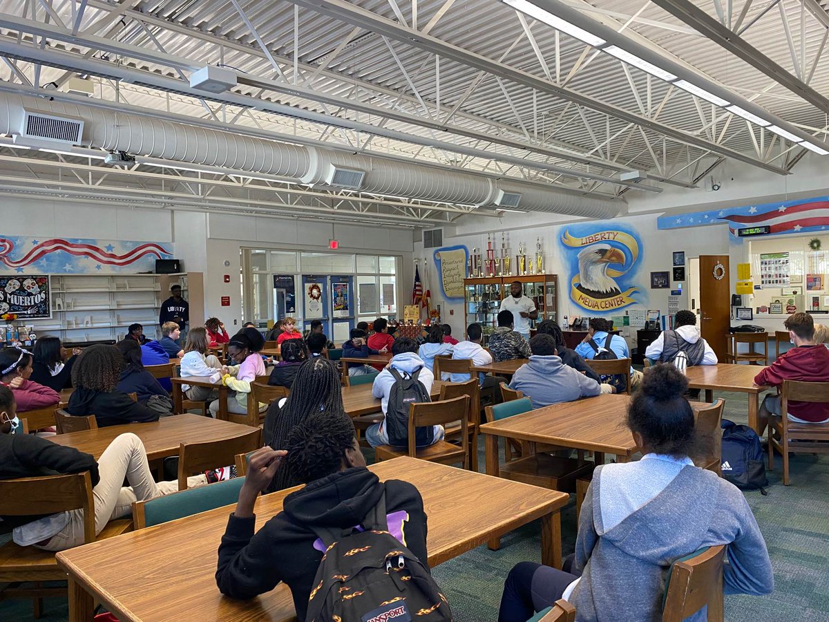 LibertyMiddleSchool (@libertyeagles1) on Twitter photo What an AMAZING Great American Teach In! We had so many great speakers come out and share their jobs and passions with our students so that our kids can start thinking ahead to their own futures! <a href="/HillsboroughSch/">Hillsborough Schools</a> <a href="/AddisonGDavis/">Addison Davis</a> <a href="/hcpsMS/">HCPS Middle Schools</a> <a href="/MarcosMurilloRS/">Marcos Murillo</a> <a href="/LibertyMS_AVID/">lms_AVID_2.0</a> What an AMAZING Great American Teach In! We had so many great speakers come out and share their jobs and passions with our students so that our kids can start thinking ahead to their own futures! <a href="/HillsboroughSch/">Hillsborough Schools</a> <a href="/AddisonGDavis/">Addison Davis</a> <a href="/hcpsMS/">HCPS Middle Schools</a> <a href="/MarcosMurilloRS/">Marcos Murillo</a> <a href="/LibertyMS_AVID/">lms_AVID_2.0</a>