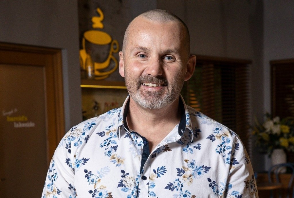 tvtonightau's tweet photo. How Ryan Moloney was told of #Neighbours revival #SaveNeighbours https://t.co/akEF49aVMD https://t.co/QGz25526E2