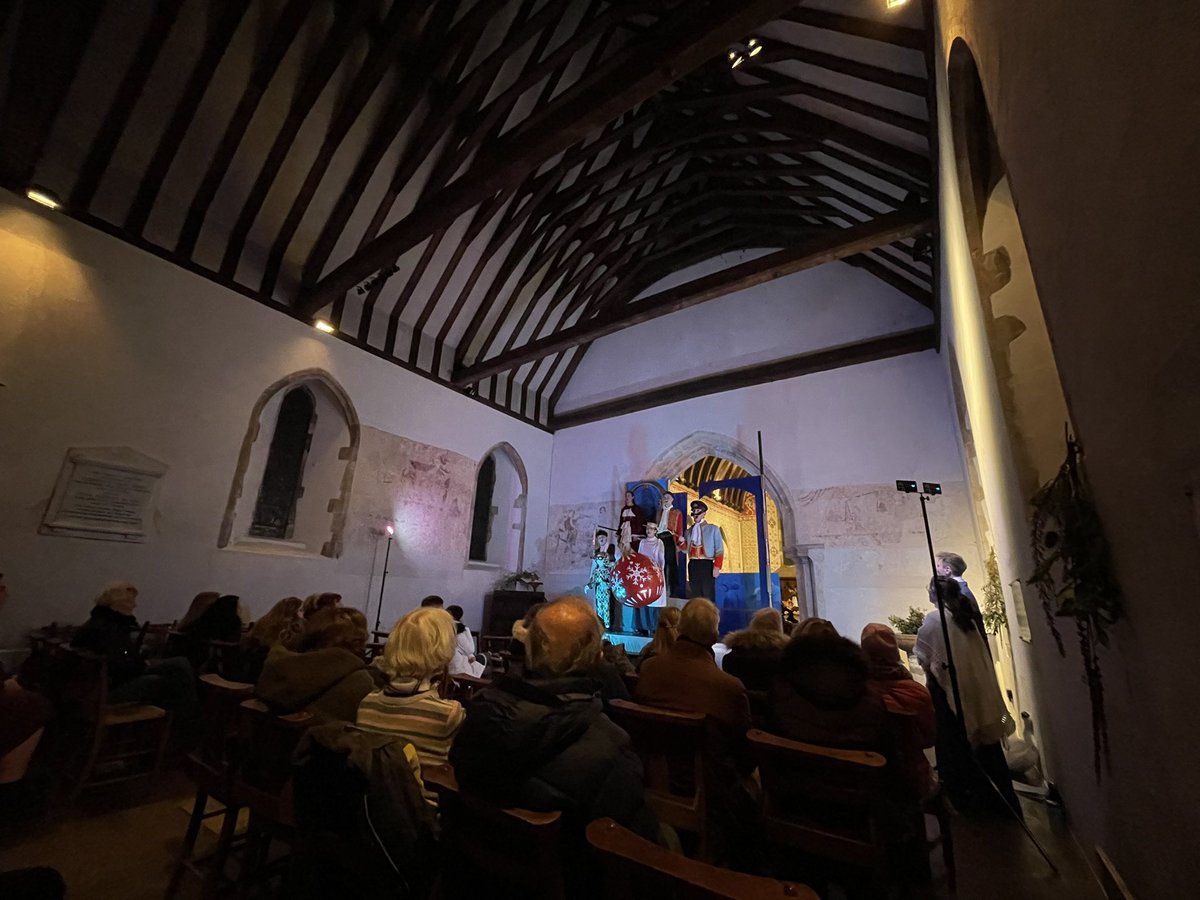 Lovely seeing opening night of our <a href="/thisismytheatre/">This Is My Theatre</a> Christmas tour of ‘The Nutcracker and the Mouse King’ in <a href="/StPetersPP/">St Peter's, Preston Park</a>! The biggest hug to my incredible cast for a joyful evening! Have the most amazing tour ❤️#christmasiscoming