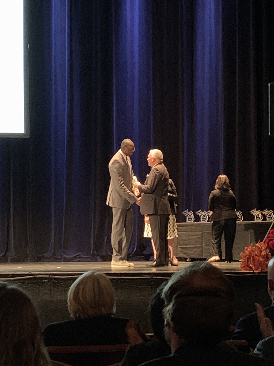 Proud of my friend and @FoodBankCouncil CEO @DrPhil14 honored as a 2021 @MCSConline Covid hero - well-deserved recognition! #VolunteerMichigan #hungerchampion #COVID19