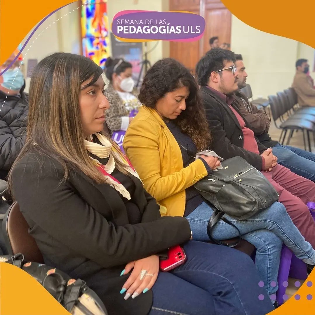 estrellaalphard's tweet photo. Exponiendo en la Semana de las Pedagogías organizada por UGIP de @userena 👩🏻‍🏫📚 motivando a otras y otros docentes con la #EducaciónAstronómica la #EducaciónCientífica la #divulgacióncientífica y la #EducaciónMatemática #Astronomía https://t.co/M46Tvi1AJi