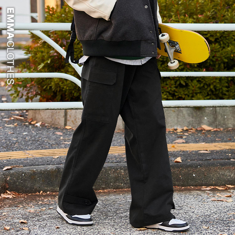 EMMA__CLOTHES's tweet photo. \上品な大人雰囲気/
https://t.co/zcbK0jvjCg

カジュアルにもキレイめにも履ける、M47をベースとしたワイドストレートの #ミリタリーカーゴパンツ。
大人のデイリーコーデにぴったりなアイテムに仕上げた人気の一着です。

#EMMACLOTHES #エマクローズ https://t.co/DF5QHhh9Ay