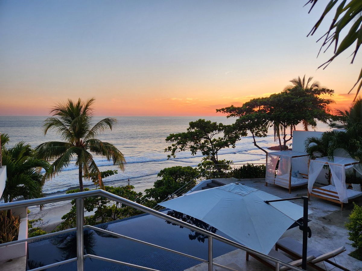 My suggestion for people talking about El Salvador and bitcoin: go visit the country and see for yourself