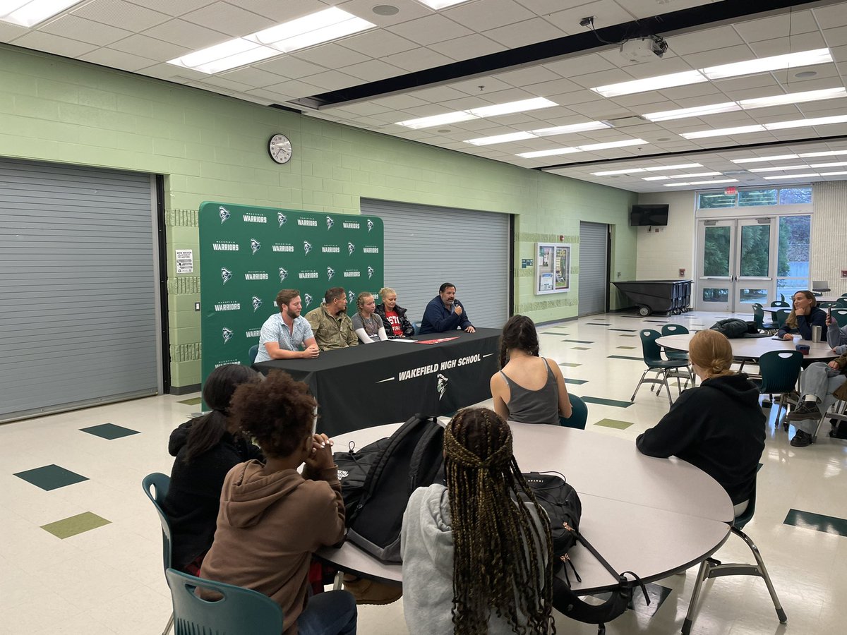 Congratulations to Grace Wellington <a href="/WHS_crew/">Wakefield Crew</a> for signing her official National Letter of Intent to Boston University <a href="/BUAthletics/">BU Athletics</a> to Row!!! We are Warrior Proud of you and excited for your journey!! Thanks coaches and teammates for being part of her journey.