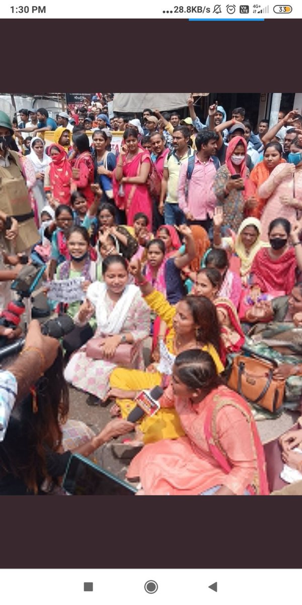 Chandan26564581's tweet image. आशा है #6th_phase के शिक्षक भाईयों से आप #7th_phase में आवेदन न करें ताकि #बिहार को ज्यादा से ज्यादा शिक्षक मिल सकें ताकि #बिहार शिक्षा की #प्रगति की ओर अग्रसर हो सकें।। इसके बाद #ट्रांसफर के प्रति सजग होकर लड़ेंगे। इतना सा तोहफा दीजिए अपने छोटे भाइयों को @Rajendr98291919 सर।😭🙏