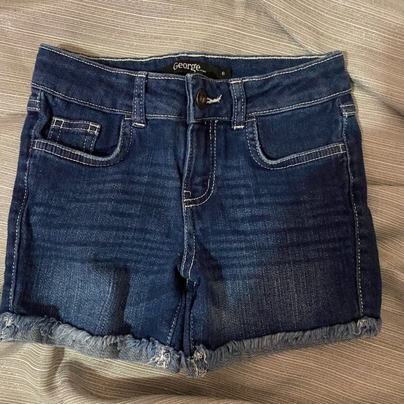 So good I had to share! Check out all the items I'm loving on <a href="/Poshmarkapp/">Poshmark</a> #poshmark #fashion #style #shopmycloset #justice #george: posh.mk/9KoIx2qL2ub