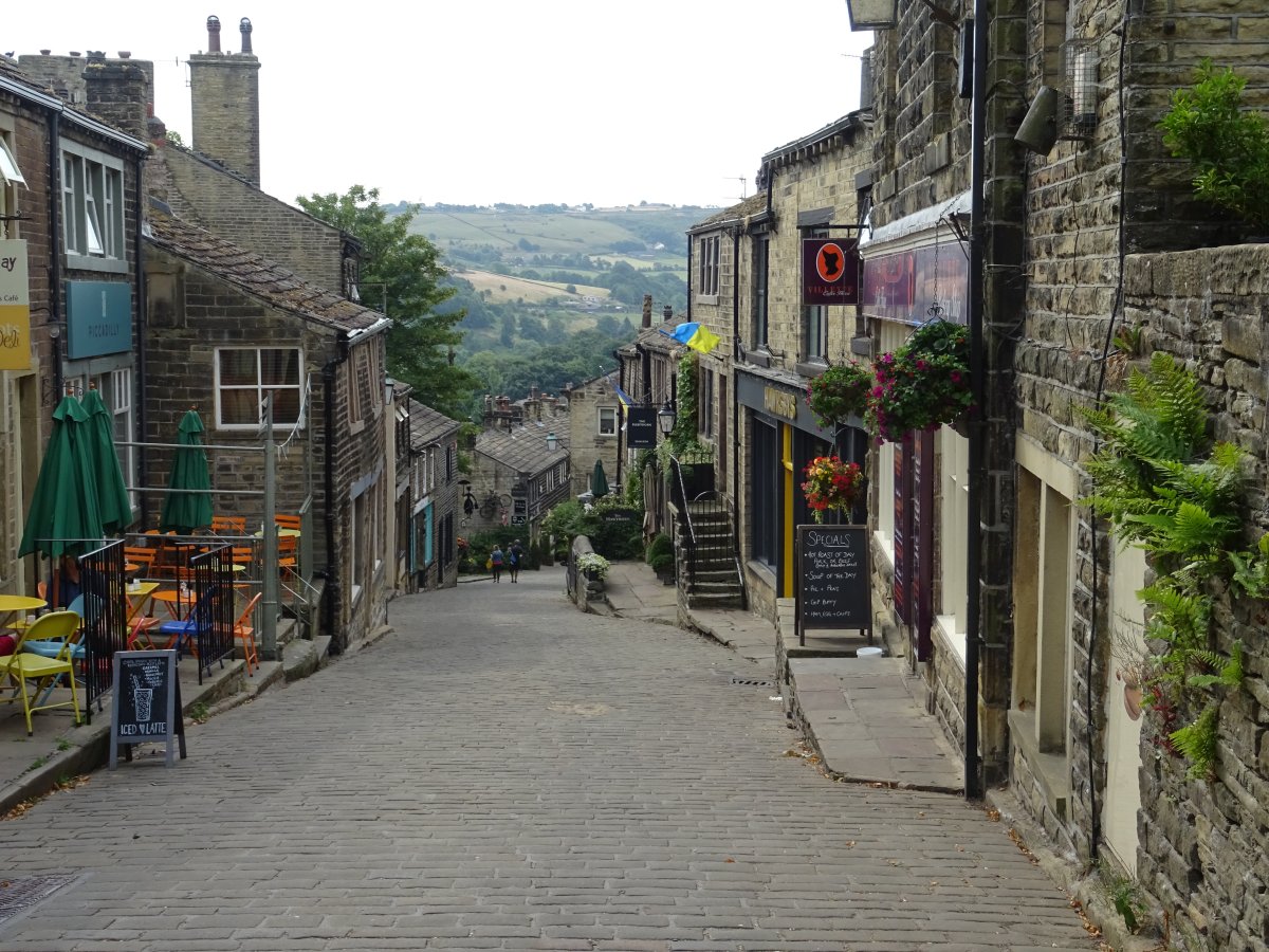 Visit Bradford tweet media