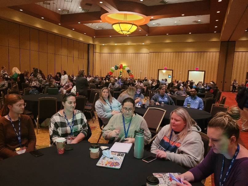 Great crowd here in the ballroom to hear the great showdown....Microsoft Marvel's,  Google Grandmasters, and Apple Afficicianado's!