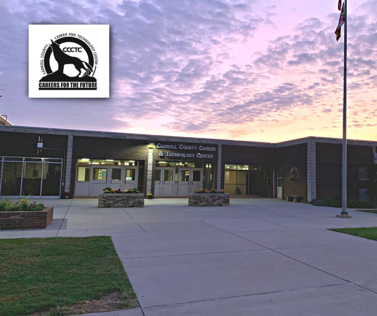 AriumAE's tweet image. #AriumAE’s principal Scott Walthour assisted  @CCPS_ccctc students at the annual Mock Job Interview Day. They were evaluated on their application, resume &amp;amp; personal presentation. “This is an excellent program for career preparation &amp;amp; I’m glad Arium can support this,” said Scott.