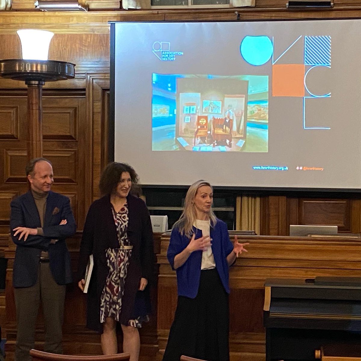 Delighted to announce that the joint winners of our inaugural Curatorial Prizes are Helen Ritchie &amp; Magdalene Odundo for Magdalene Odundo in Cambridge <a href="/FitzMuseum_UK/">Fitzwilliam Museum</a> and Julia Griffin, Roisin Inglesby &amp; Andrzej Szczerski for Young Poland: An Arts and Crafts Movement <a href="/WMGallery/">WilliamMorrisGallery</a> ✨