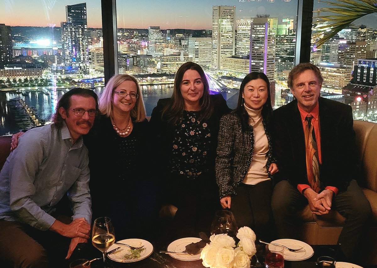 fg_life's tweet photo. Our Baltimore team members had an opportunity to recently come together and connect.

Learn more about our culture: https://t.co/8kW36F0Ay3.

#FGLife #weareFG #culture https://t.co/TgkYGpaePv