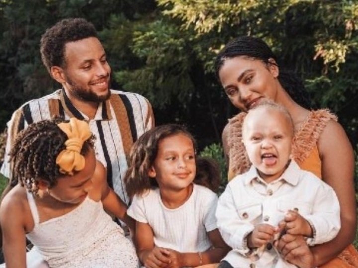 ProphetXHoops's tweet image. The only real family men left in the NBA