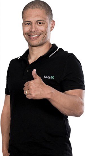 Geçtiğimiz günlerde Sao Paulo U20 takımından kovulan Alex de Souza, resmi hesaplarından yasal olmayan bahis sitelerinin reklamlarını yapmaya başladı.