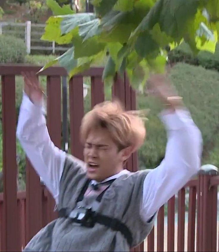 OnnieStella's tweet image. Babe u you cry because of this man:
@mbilvy 
#SEVENTEEN #mingyu