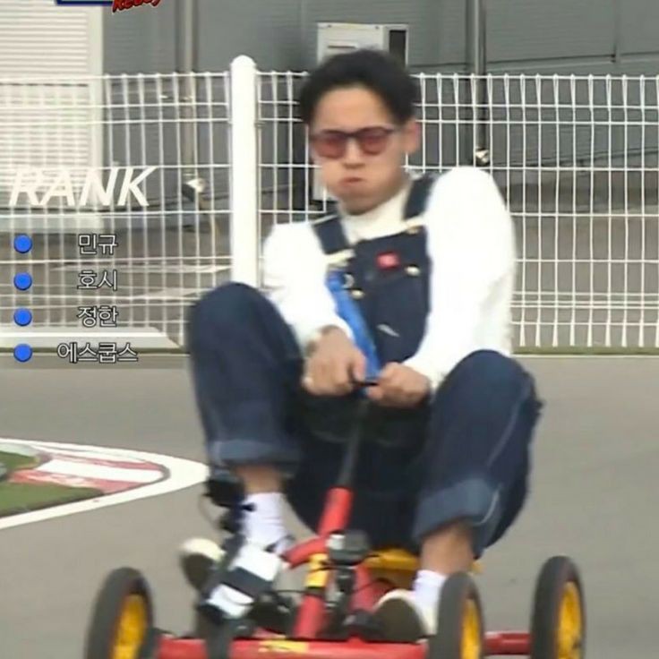 OnnieStella's tweet image. Babe u you cry because of this man:
@mbilvy 
#SEVENTEEN #mingyu