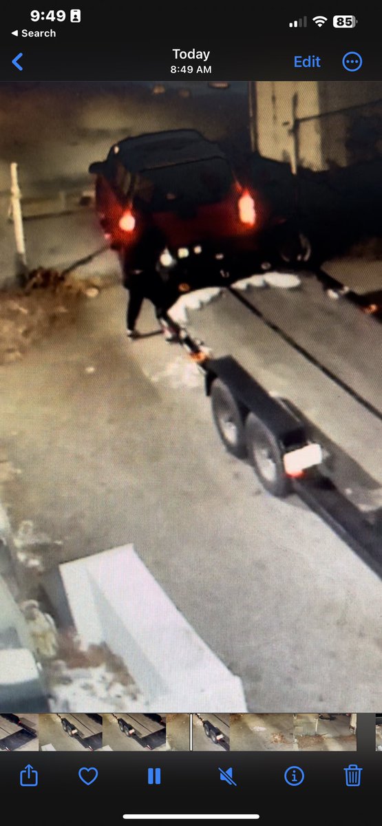 The_Lift_Guy's tweet photo. Be on the lookout for this trailer stolen November 22 at 4:30 AM https://t.co/MGXVDLnt4b