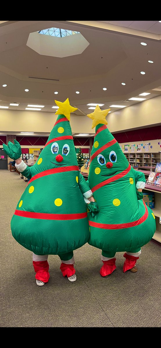 Christmas tree day for 12 days of Christmas at <a href="/CryarCISD/">Cryar Intermediate, Conroe ISD</a> 🎄 I love that <a href="/SchwarzersSquad/">Kayla McClung Schwarzer</a> is just as over the top as I am❤️ #christmastreebesties