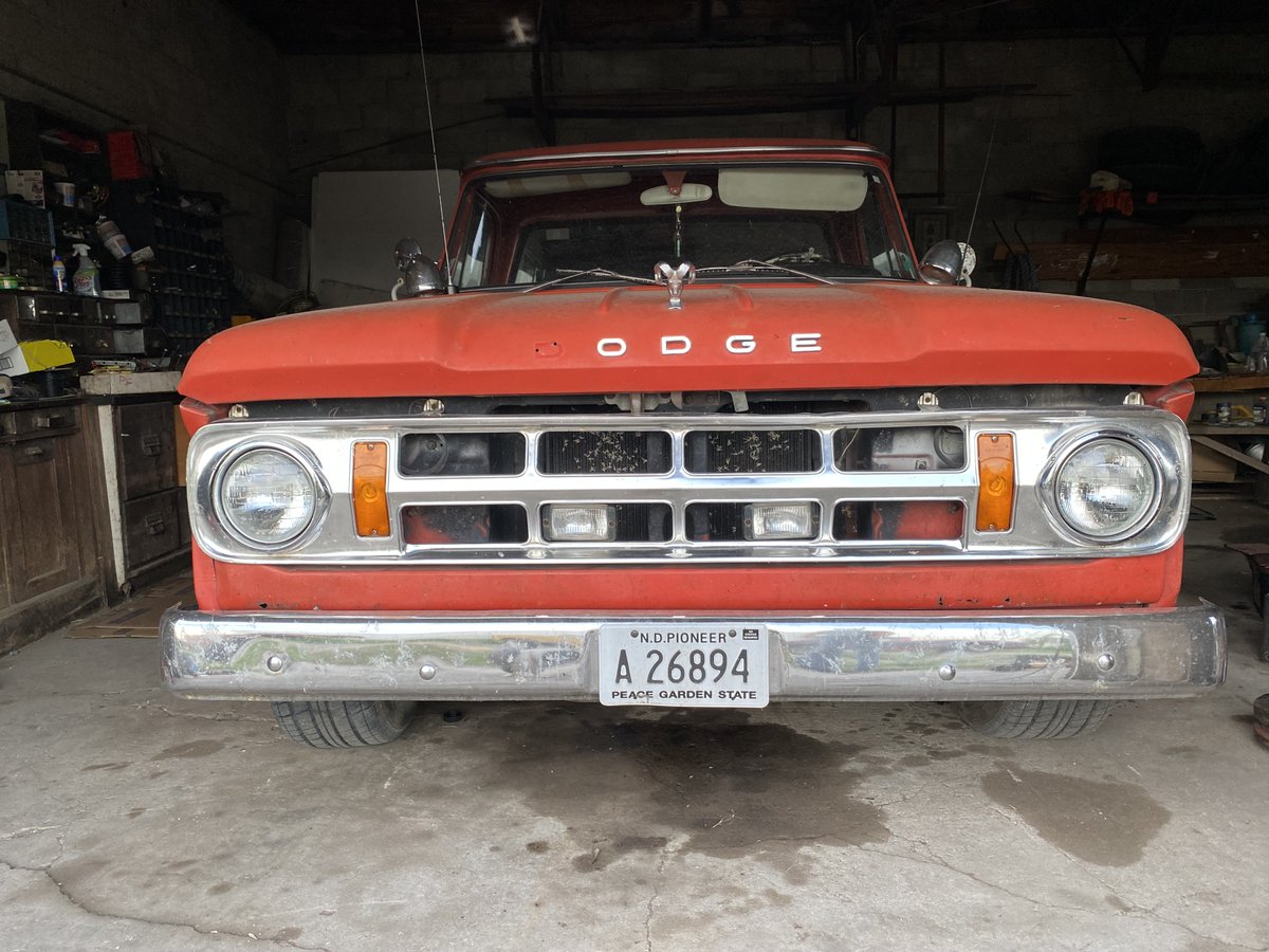 Today we share a realizations of Alvin Lucier's work 'Gentle Fire' by Michael Wittgraf, created as part of our Early Music Festival. soundcloud.com/zeitgeistnew-m… 'This 14:29 realization begins with a friend’s 1968 Dodge pickup truck.. [and ends with] the natural sounds at twilight'