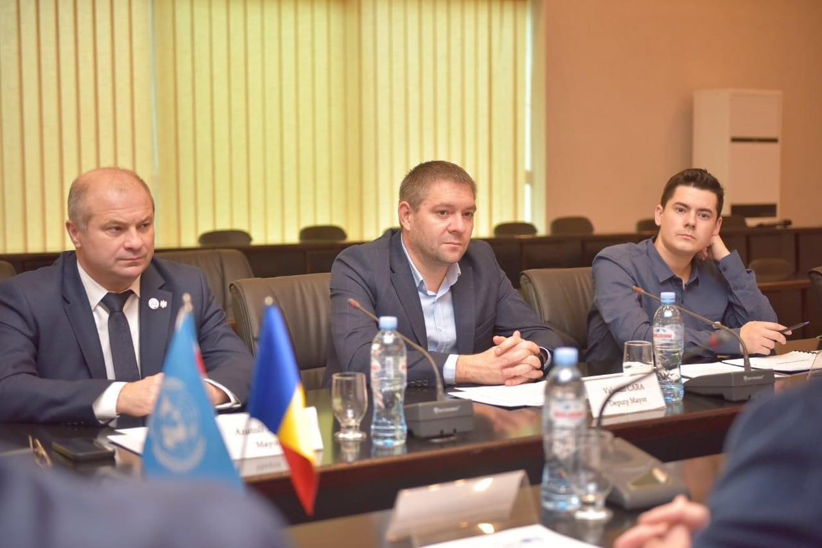 ioseb_khakhale's tweet photo. it was a honor to welcome my colleague mayor of #Ceadir-Lunga (Moldova) @anatolitopal and his team under #M4EG initiative. Thanks to #eu_near #UNDPGeorgia #EUinGeorgia @TikoTke https://t.co/zDVzAHXObf