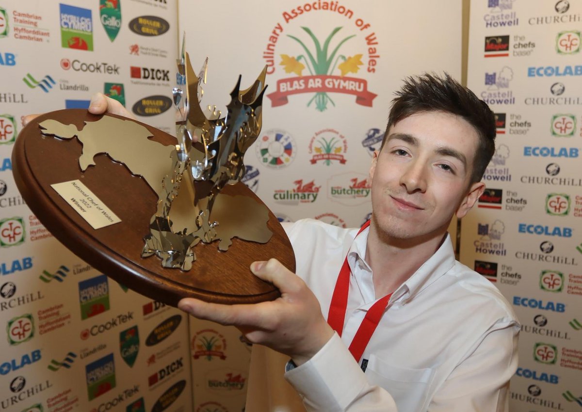 The Culinary Association of Wales (CAW) has launched the National and Junior Chef of Wales competitions which have some fabulous prizes on offer craftguildofchefs.org/news/wales-sta…