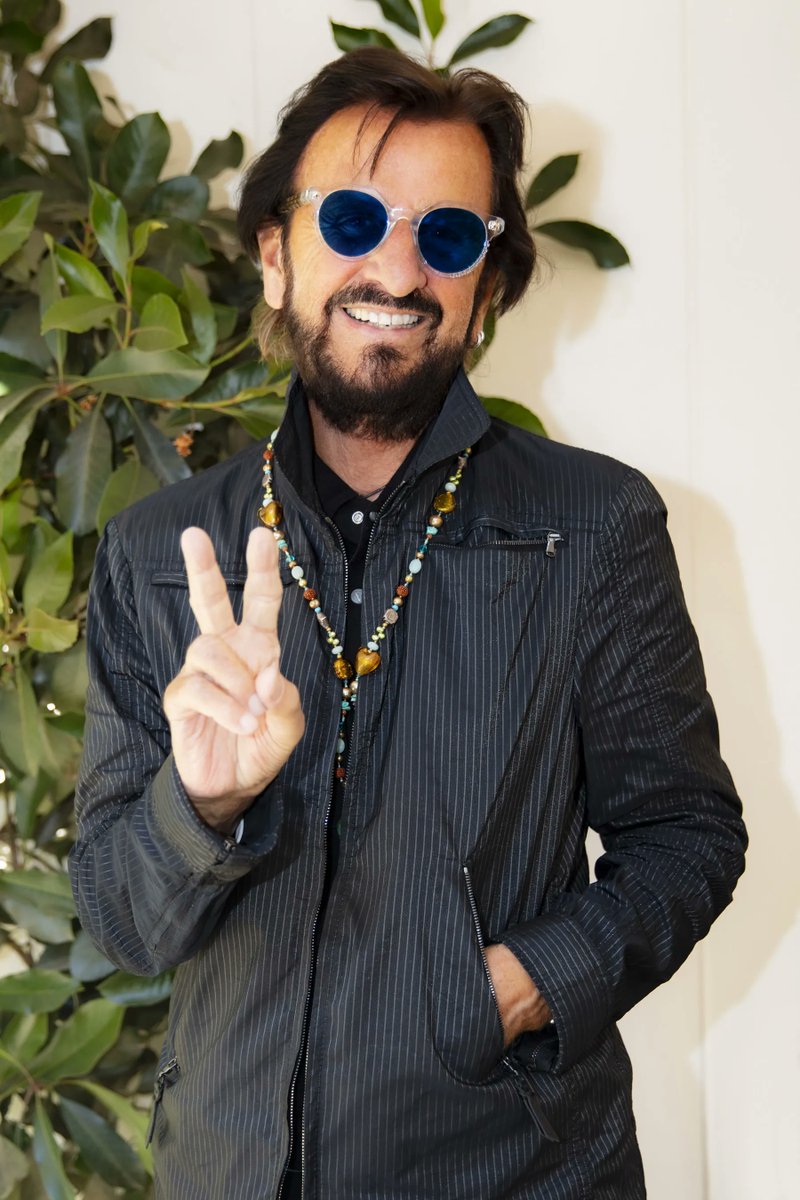 The Beatles Earth tweet media