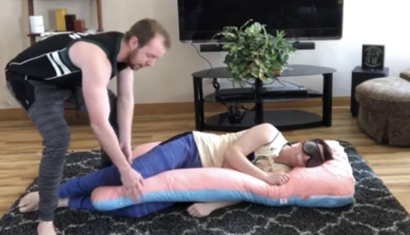 BrosThatStream's tweet image. 👀 will be giving it a listen! 

#MouthTapeFTW