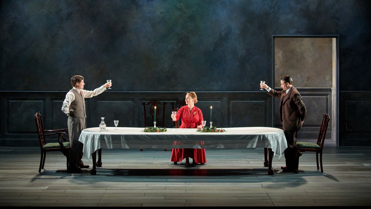 AbbeyTheatre's tweet photo. We are delighted to announce #TheLongChristmasDinner run will have a relaxed performance on Sat 17th Dec at 6.30pm 🤗 This will be an inclusive theatre experience more accessible to people with autism, intellectual, neurodiversity and/or sensory differences. (1/3) https://t.co/TPIBFcNEl7