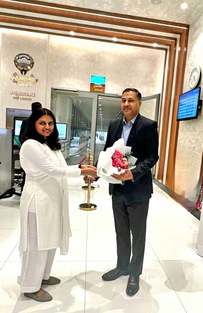 indembkwt's tweet photo. Embassy of India, Kuwait @Indembkwt team warmly welcomes H. E. Dr Adarsh Swaika, Ambassador- Designate of India to the State of Kuwait, on his arrival in Kuwait today (02 December 2022). 
@MEAIndia @IndianDiplomacy @AdarshSwaika1 https://t.co/R1Q6o8LABz
