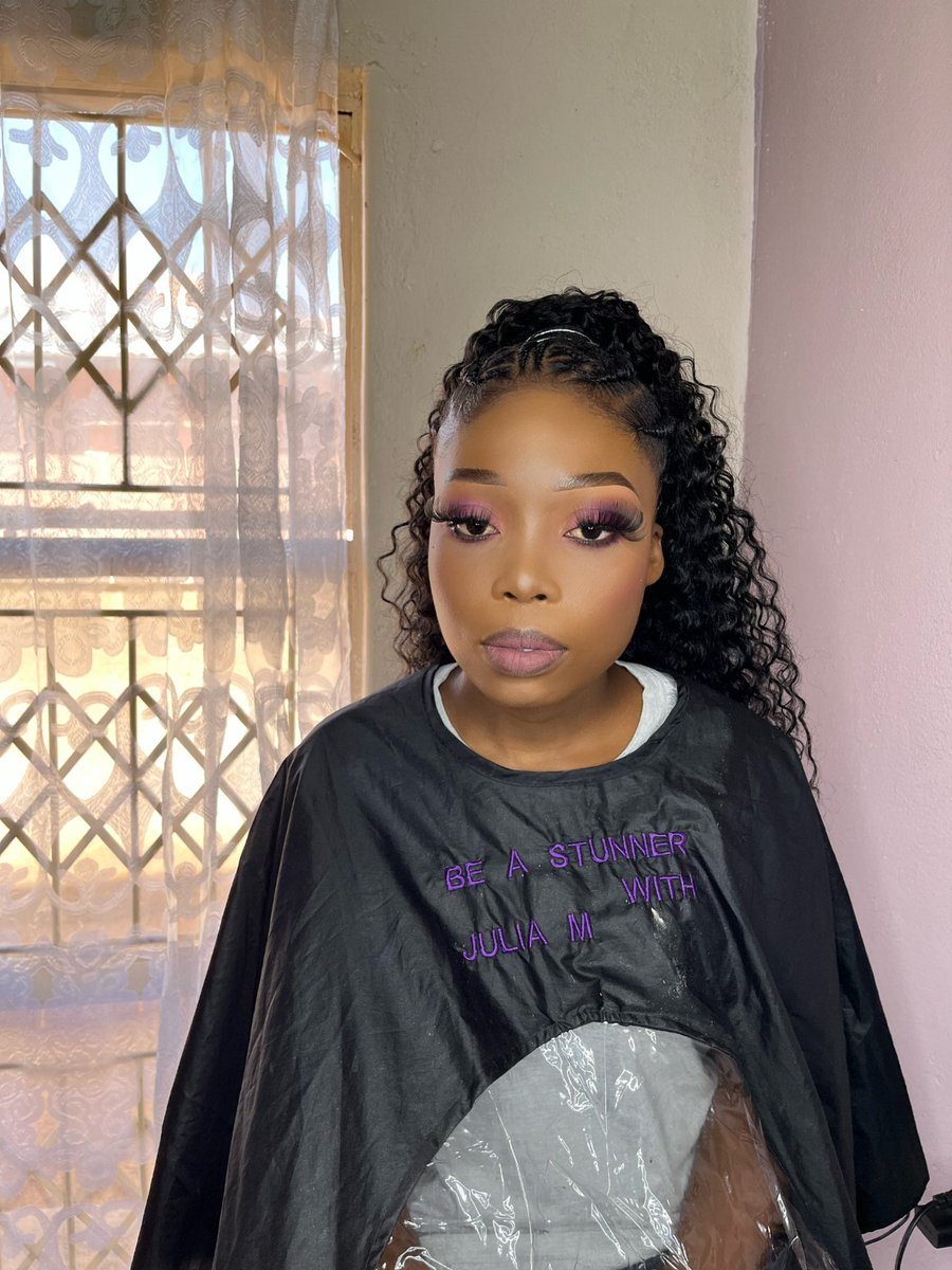 Julia_Maphutha's tweet photo. Hi guys, here's a thread of the work I've done thus far as a makeup artist 

Please RT, my clients could be on your TL🙏 #limpopotwitter #limpopomua #makeupartist #Thread https://t.co/yq4OqTindI