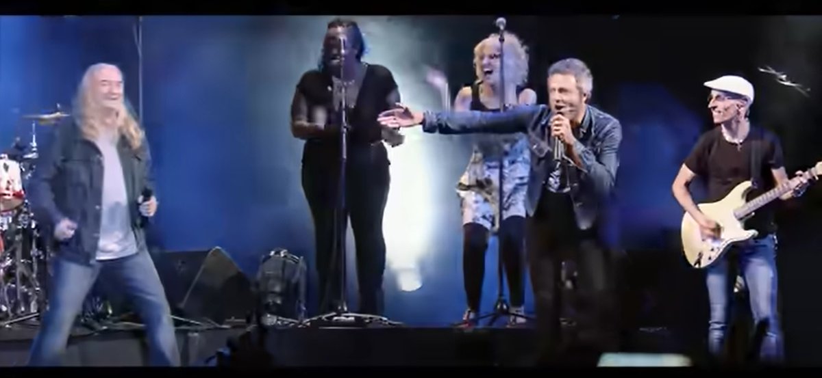 ¡Qué grandes! Rosendo como siempre ¡ENORME!
youtube.com/watch?v=XwiMHl…