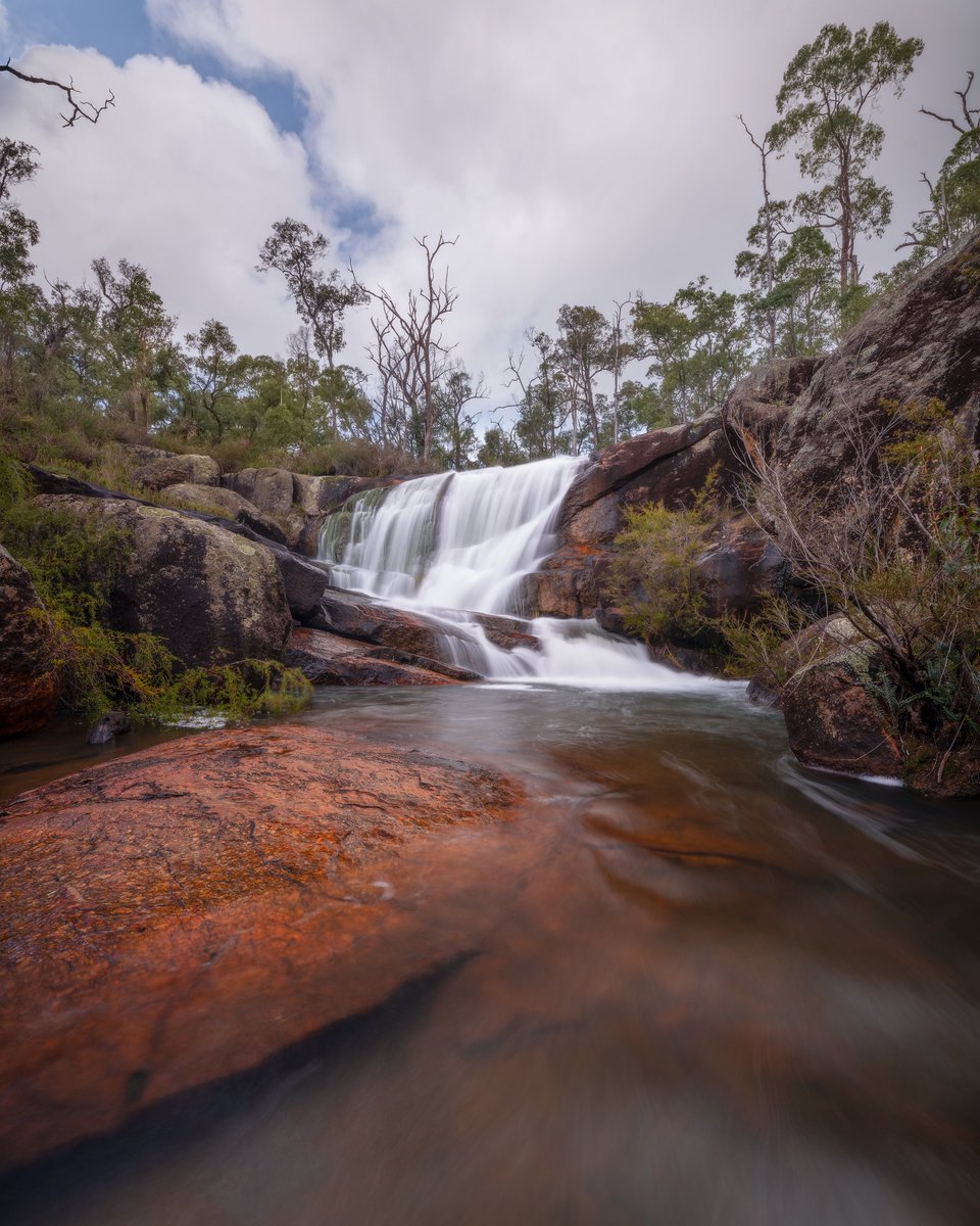 This is definitely one of the nicer waterfalls along the Darling Range. It was good to revisit this year with just as much flow as the last time I was here.

#siruiaustralia #nisifiltersanz #sigmaphotoaustralia #landscapephotography #wathedreamstate
