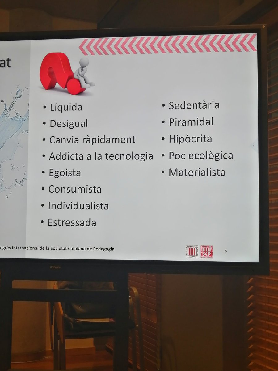 La tecnología ajuda, però ha de ser el substrat innovador, que hem d'estructurar des de l'eficiència, la inclusió i la ètica! #EDUtransformaSCP Interessant reflexió des de la @UdAndorra Reptes globals, entorns digitals, reciclatge professional docent... Tenim feina!