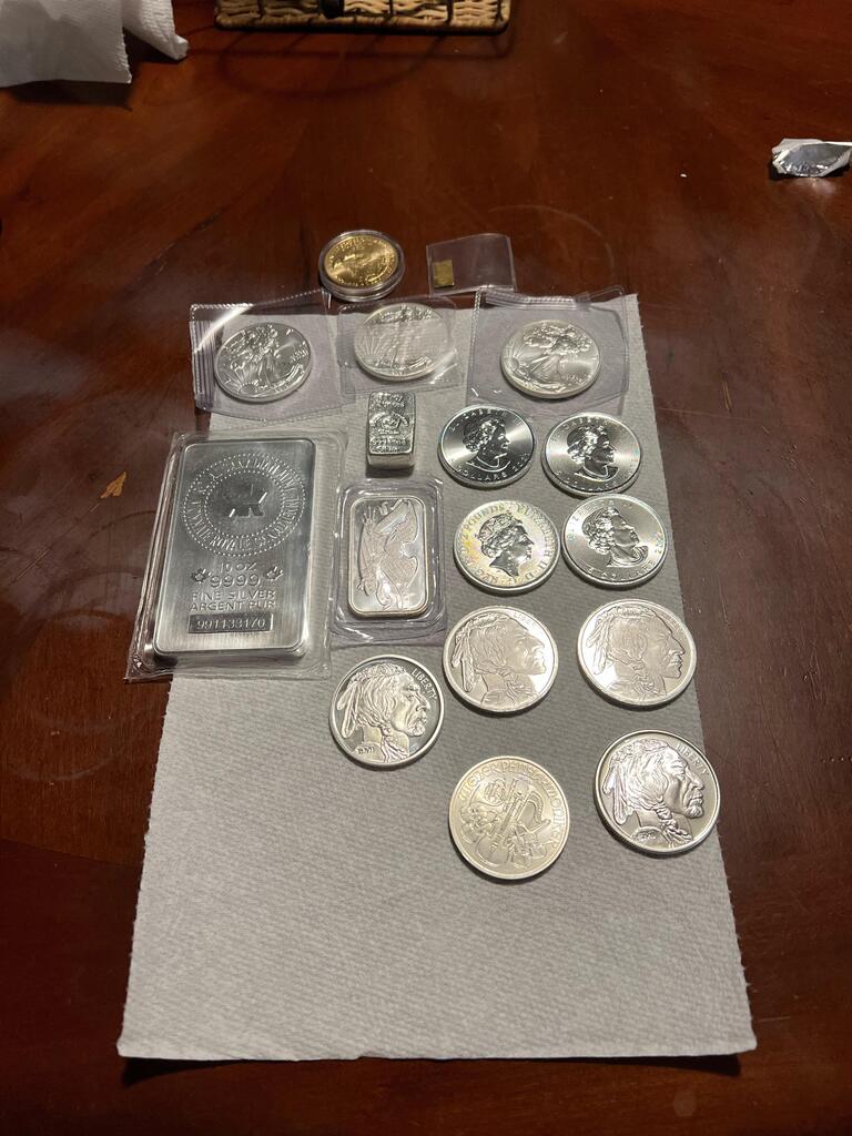 buy_silver's tweet photo. What should I buy more of? #newstacker #silver https://t.co/S2oagvQWBO