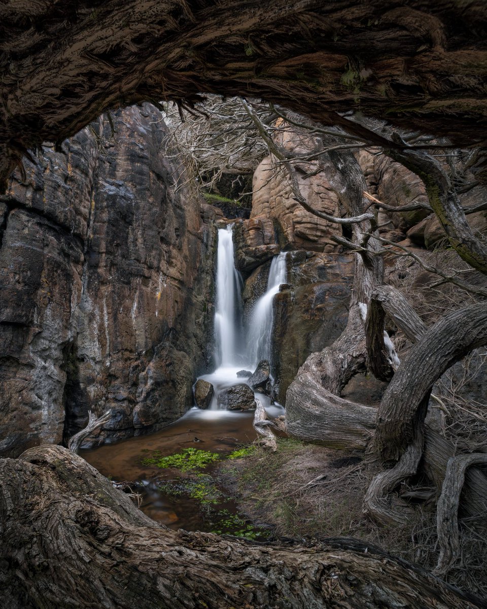 Tucked away well out if sight, this secluded Southwest waterfall is pretty unique for WA!

#landscapephotography #wathedreamstate #longexposure #Westernaustralia #NaturePhotography