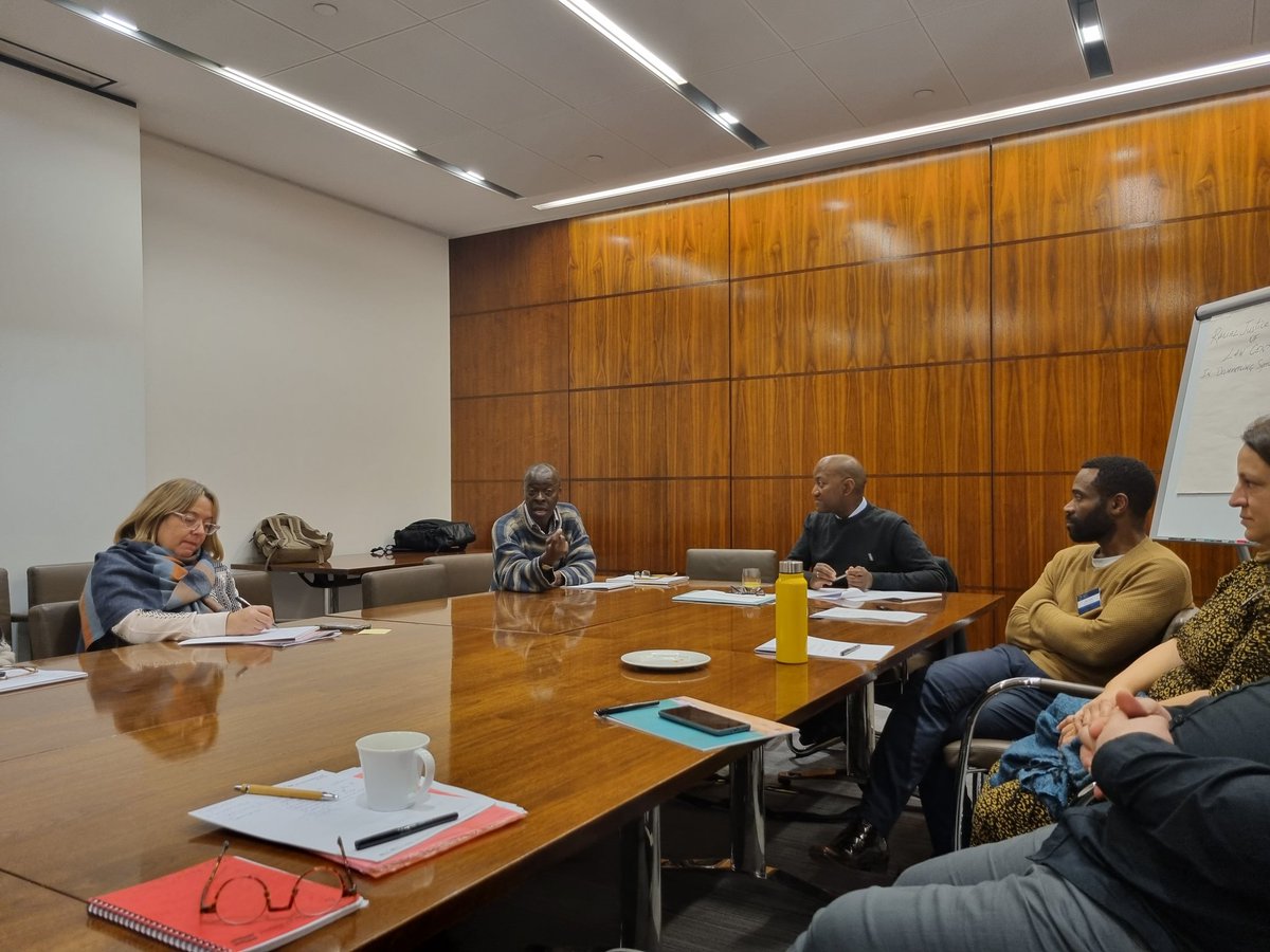 Fab workshop 'Where are the touchpoints that disproportionally affect racialised communities?' focusing on #immigration #legaladvice provision, expertly led by Franck Kiangala, @NorthKenLC Director & Hilton von Herbert, @EalingLawCentre Senior Immigration Lawyer. #RacialJustice22