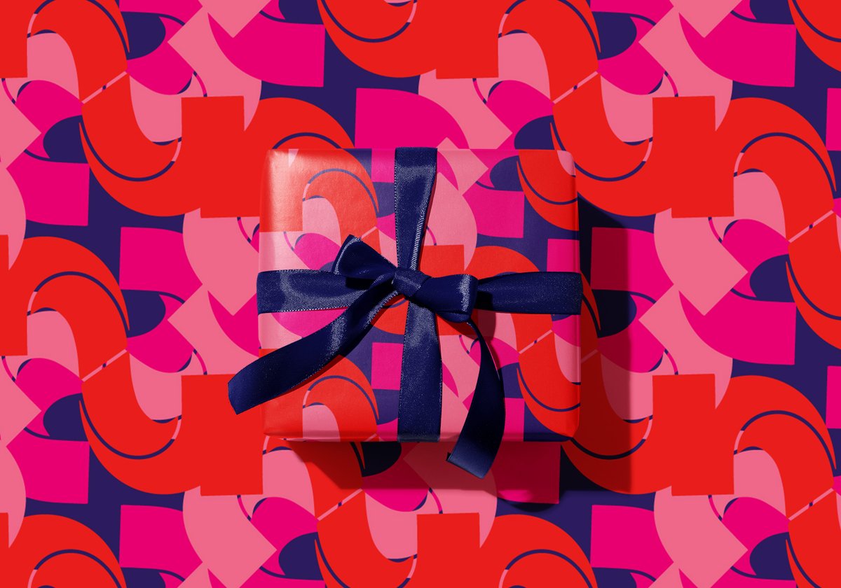 storigraphic's tweet photo. “An unconventional shade for an unconventional time: a new vision”
Hello Viva Magenta! Pantone’s colour of the year for 2023.
Hello to our new Boho Red series 😊
#vivamagenta #pantone #PantoneColorOfTheYear2023 #magentaverse #paperware #homeware #textiles #surfacedesign https://t.co/4T2i4E194u