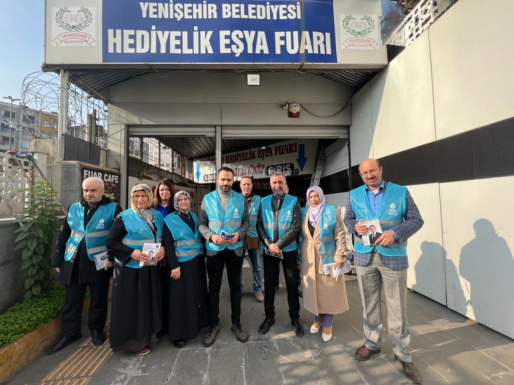 erdalakldz's tweet photo. Bugün @Yenisehiredeva olarak Ofis Hediyelik Eşya Fuarı'nı ziyaret ettik.
Ekonomik sorunlarla boğuşan esnafımız bir an önce #DevaGelsin diyor. https://t.co/fC3BbwryGi