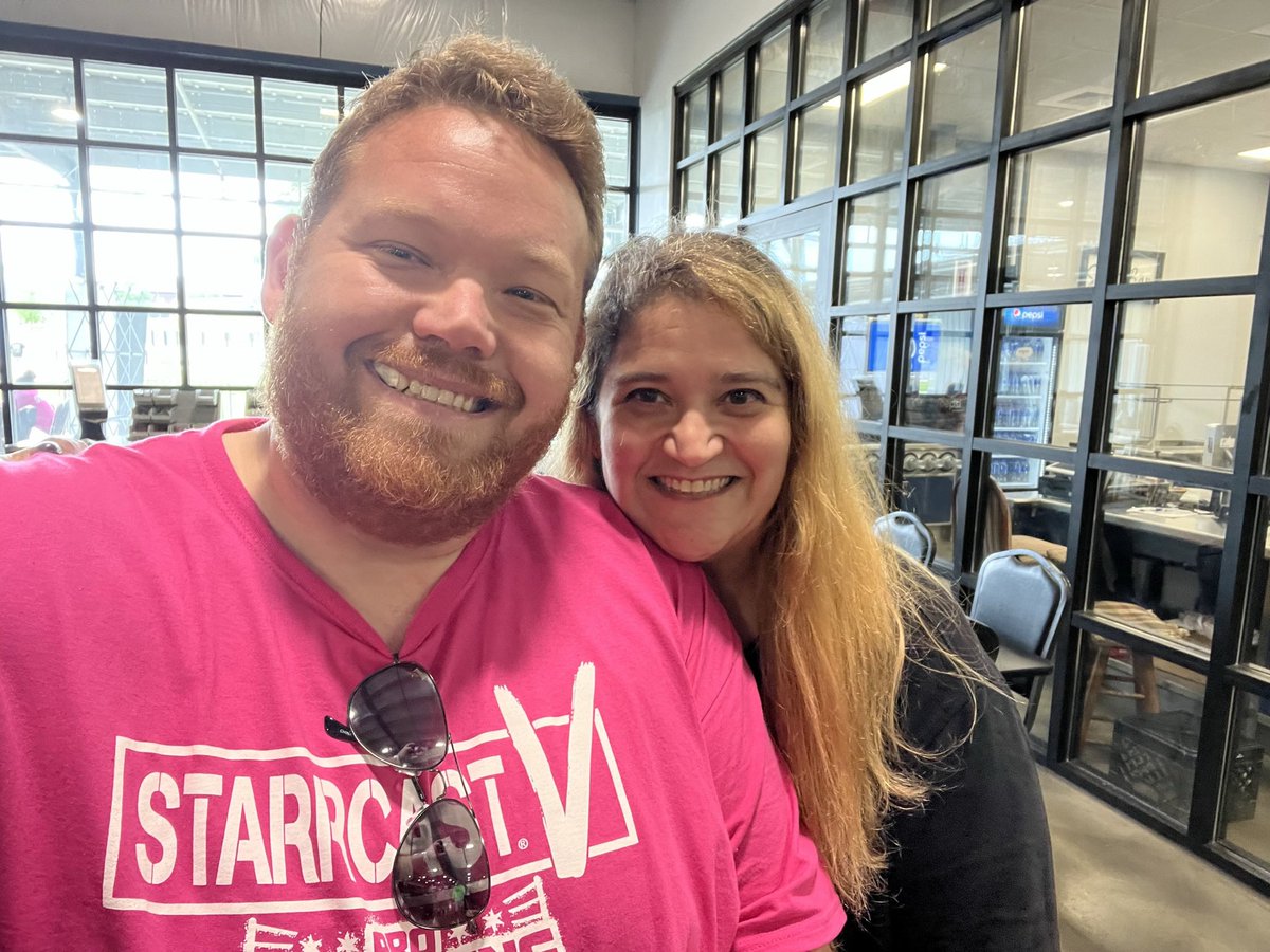 alisonfaye's tweet photo. Happy birthday, @30yearfan ! Love you! ♥️ And for the record, it’s still #EveryoneButMe. https://t.co/Wv65wyLsa8