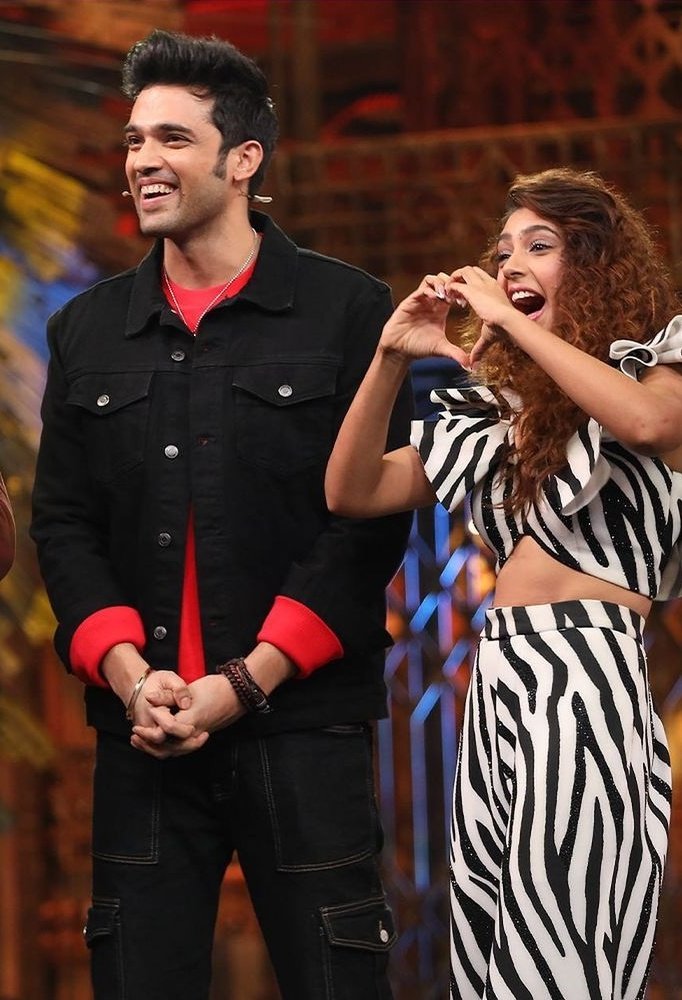 Serrah_says's tweet photo. THEY'RE EFFORTLESSLY SO HOT TOGETHER . 

#ParthSamthaan • #NitiTaylor 
#PaNi • #KYYS4OnVoot https://t.co/NHiMRb7CjH