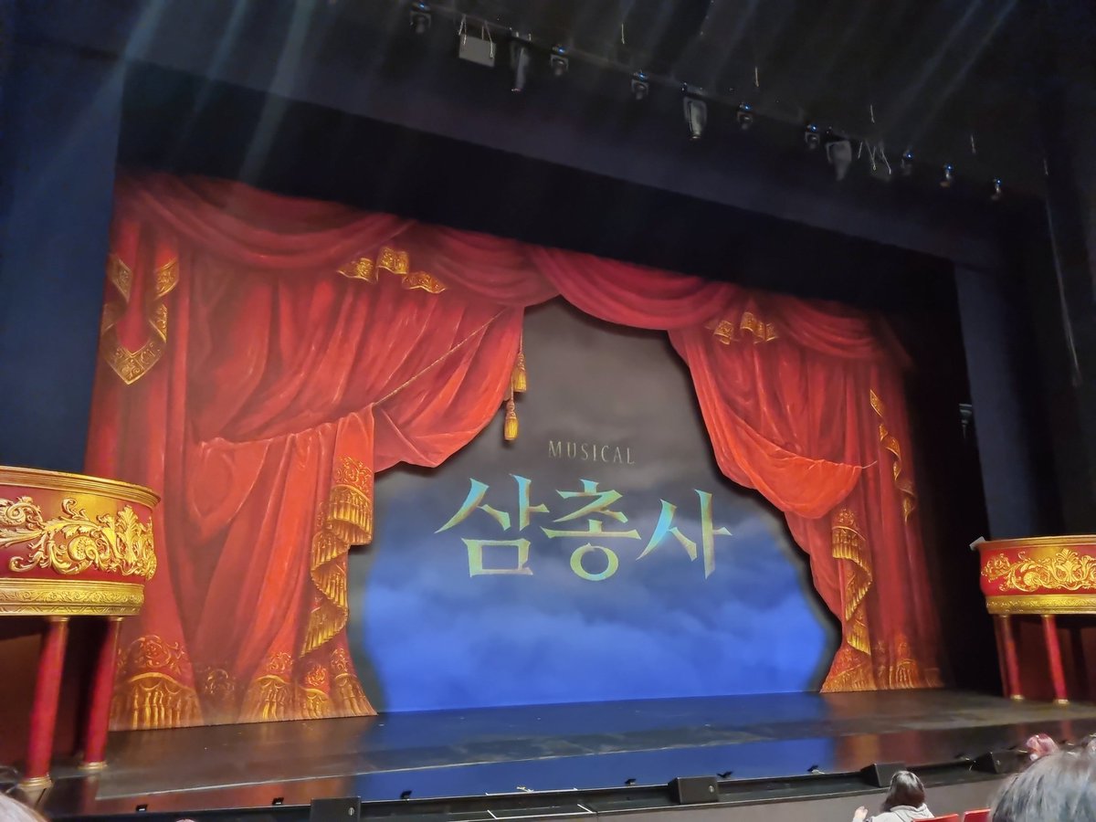 moon_95689's tweet photo. 렌타냥 넘 쩔어🥺 https://t.co/Ci7sjDsxb1