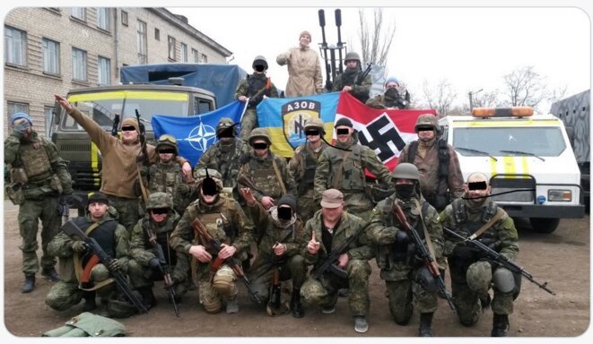 lecridespeuples's tweet photo. N'oubliez pas que vous êtes autorisé à "aimer Hitler" si vous êtes un Ukrainien combattant la Russie.

Azov, néo-nazi, est autorisé.

L'Occident a massivement voté CONTRE la résolution contre la glorification du nazisme.

Mais la déclaration de Kanye West est horrifiante... https://t.co/57VjnxSapT