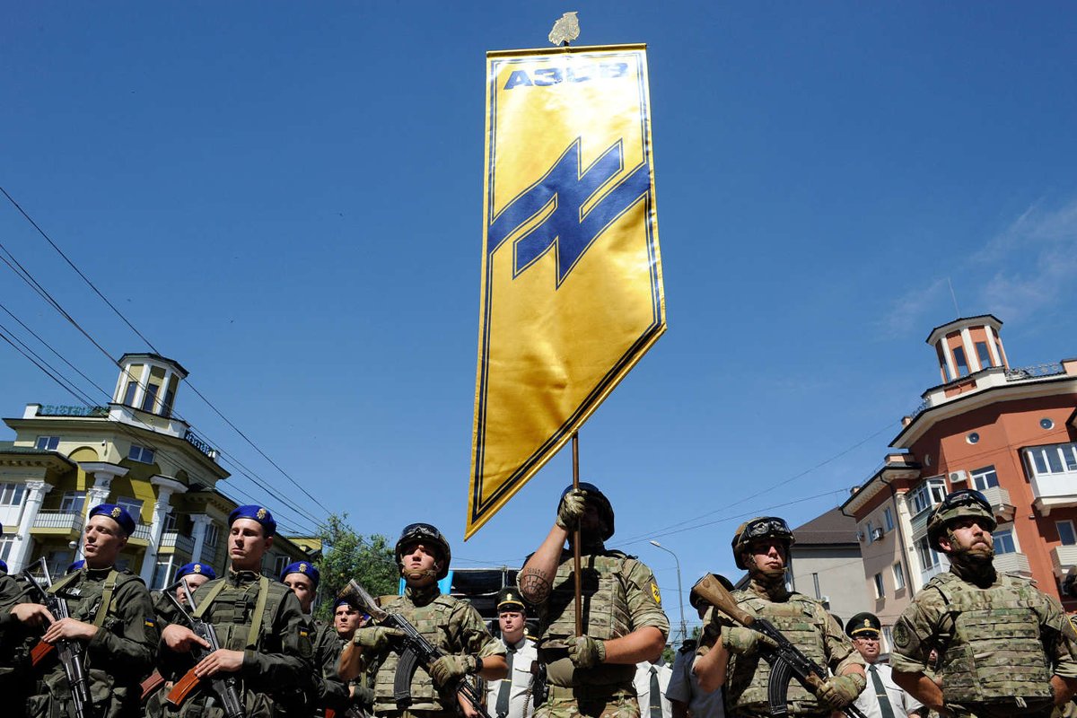 lecridespeuples's tweet photo. N'oubliez pas que vous êtes autorisé à "aimer Hitler" si vous êtes un Ukrainien combattant la Russie.

Azov, néo-nazi, est autorisé.

L'Occident a massivement voté CONTRE la résolution contre la glorification du nazisme.

Mais la déclaration de Kanye West est horrifiante... https://t.co/57VjnxSapT