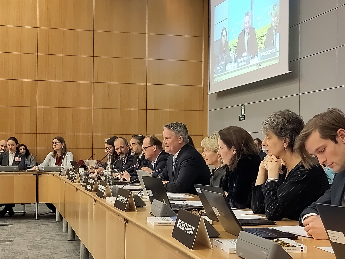 New <a href="/OECD_local/">OECD SMEs, Regions, Cities & Tourism</a> report on Rebuilding #Ukraine by reinforcing regional and municipal governance presented today. Discussion highlighted that multi-level governance is at the core of rebuilding and recovery with #localgov peer-to-peer cooperation as key engine