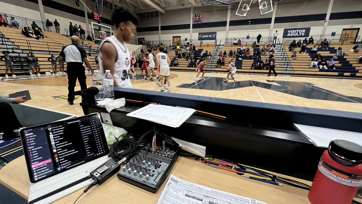 TMayerTV's tweet photo. Great week at @MariettaGAhs #PAGameDay #PAannouncer 🏀 @MariettaHSHoops and Girls Flag Football @MHSFBFAMILY 🏈 @MHSAthletic @MariettaCitySch #FlagFootball #MHSBlueDevils #MariettaBlueDevils #GoBigBlue #ThursdayNightFootball https://t.co/thErt4o4Ax